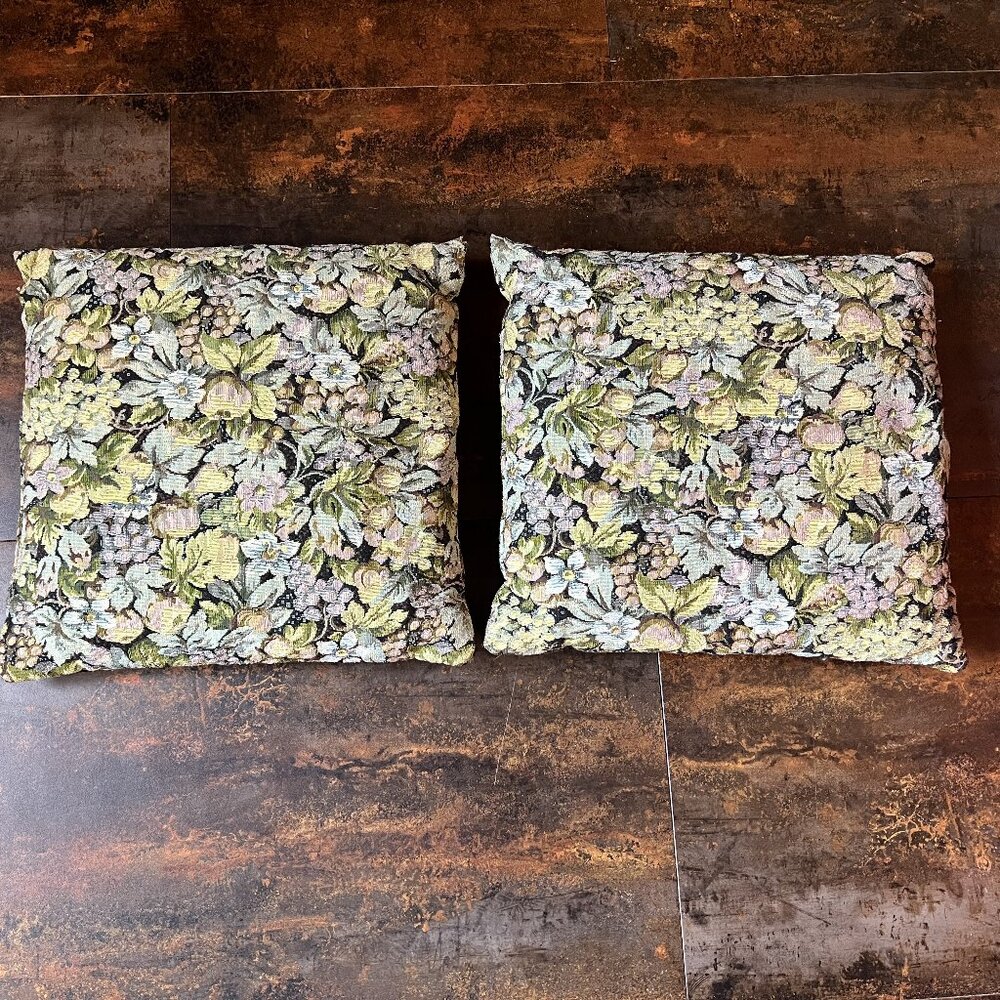 Pair of Matching Pier 1 Imports Accent Pillows with Fruit and Flowers Design